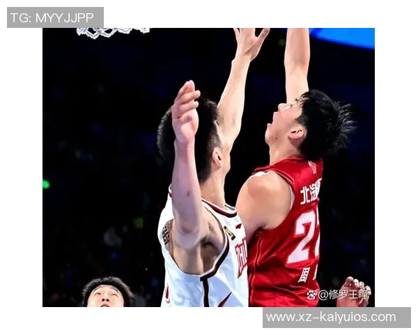 周琦表现平平提前退赛仅得5分9板第三节提前返回更衣室引发关注 周琦表现平平提前退赛仅得5分9板第三节提前返回更衣室引发关注